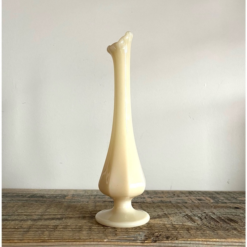 Vintage Fenton swung bud vase marked